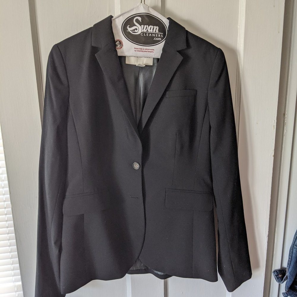 Banana Republic Women's Black Blazer (Size 8 TALL)